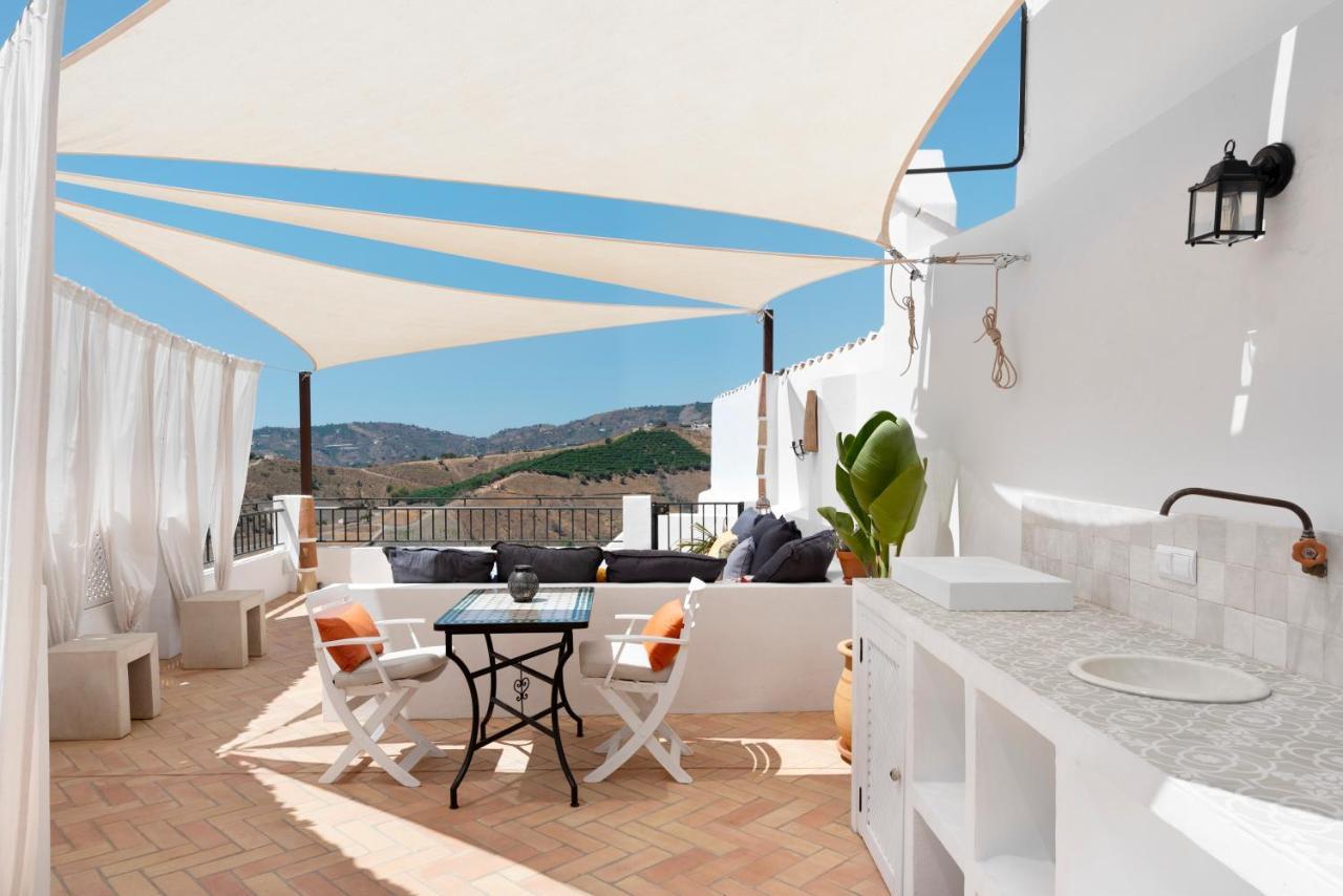 La Amara Maha - En El Casco Antiguo De Frigiliana Apartment Bagian luar foto